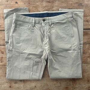 Vineyard Vines Tan Performance Pants